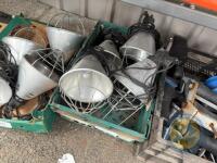 4x heat lamps - 2