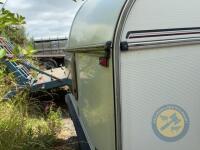 Caravan - 6