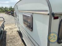 Caravan - 9