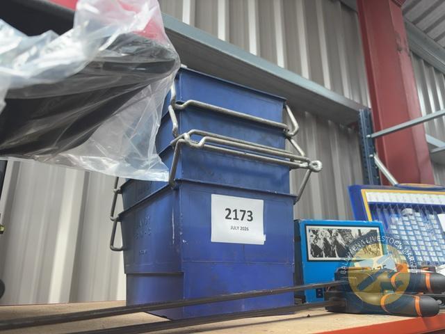4 Handy Bins