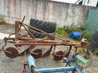 4 furrow Kvernland plough - 2