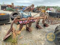 4 furrow Kvernland plough - 3
