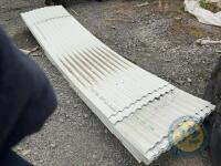 Curved corrugated tin