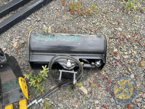 New tiling bucket for mini digger, hose & fittings