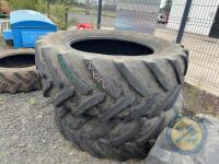 2x 650/65 R42 Tyres - 2