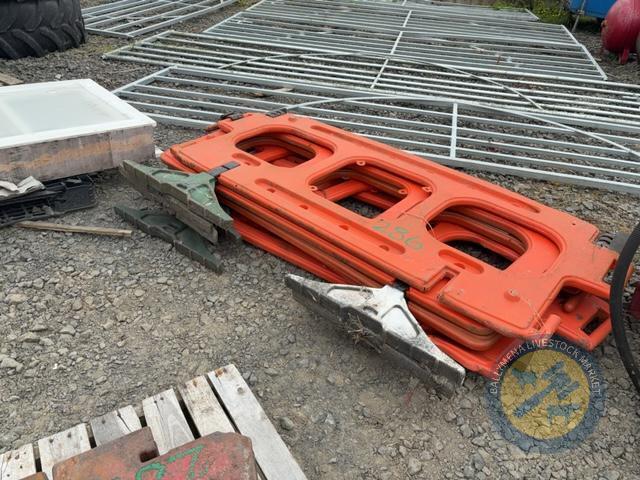5 Plastic Barriers