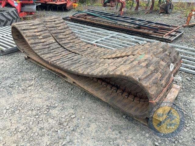 JCB JS70 Rubber Tracks fits 450x80 or 450x82