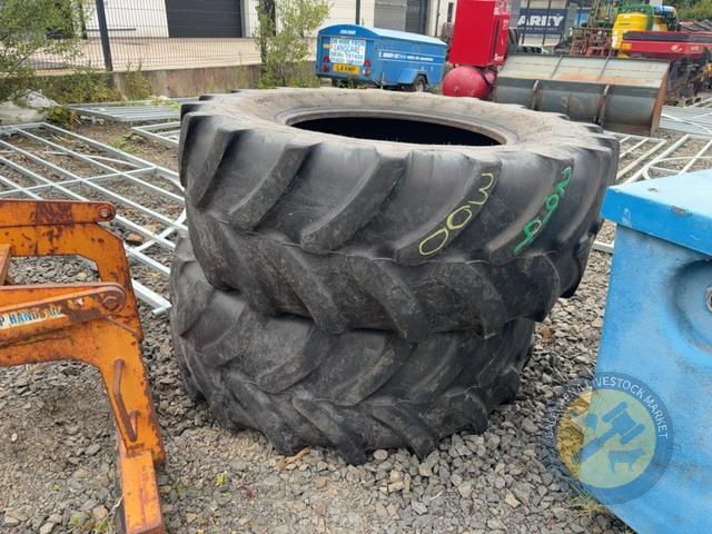 2x 480/70 R28 Firestone Tyres