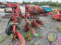 Kverneland 4 furrow Reversible Plough - 2