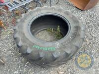 1x 600/60 R30 Tyre - 2