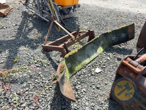 Yard Scraper