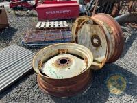2x 38" Rims 15" wide - 2