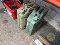 2x green jerry cans - 2