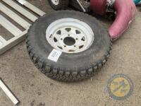 16 inch landrover wheel as new good ritch tyre