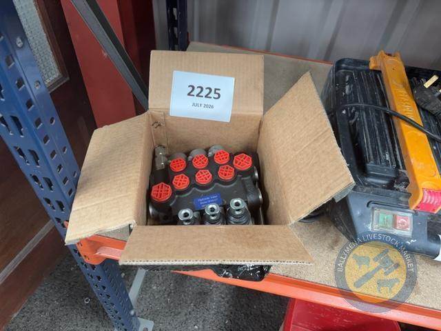 New 3 spool hydraulic valve
