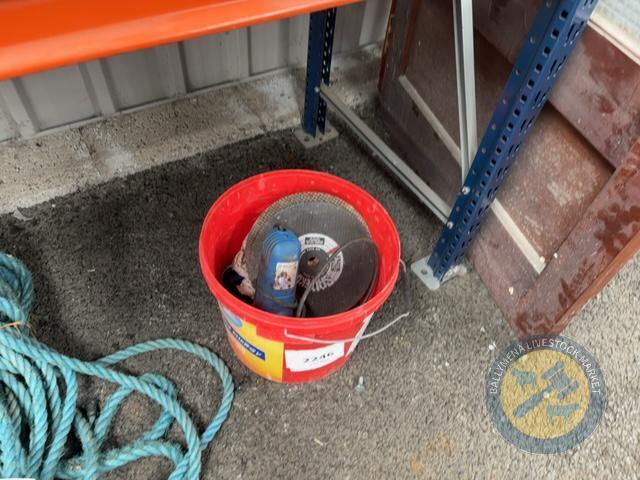 Red bucket small grinder & blades