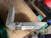 5x galvanised wall brackets - 2
