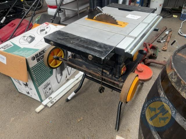 Bench saw