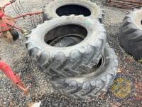 2x 420/70 R28 Tyres - 2
