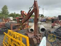 Foster Backactor, legs on it, same as JCB, comes with 1ft & 2ft & 5ft Sheugh Bucket - 5