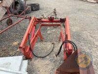 Massey Ferguson 80 Loader with bracket - 2