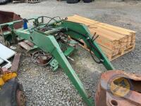 John Deere 2140 Loader - 5