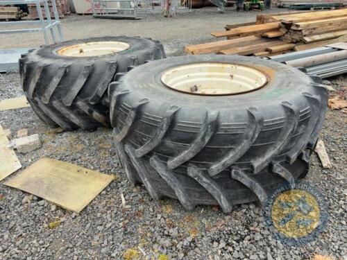 2x 800/R32 wheels