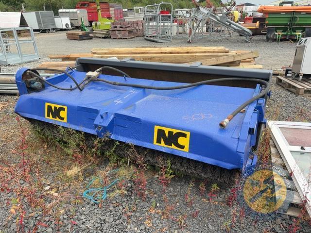 NC Bucket Brush