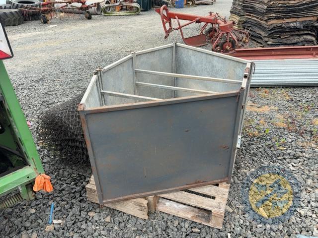 Lamb Adoption Crate