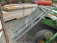 6ft long x 6ft wide Dog Pen - 3