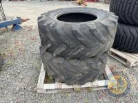 2x 17.5 L R 24 Tyres - 3