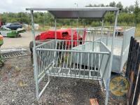 Round bale feeder - 4