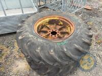 2x 18.4 R30 wheels - 2