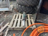 Hydraulic Ram