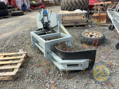 Galvanised Yard scrapper