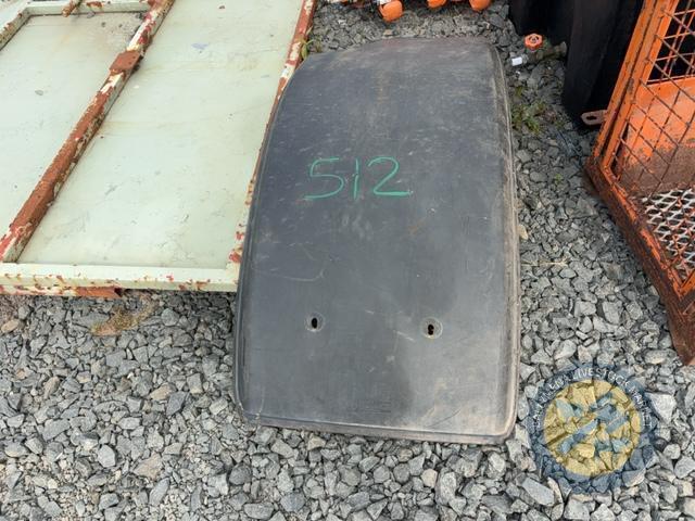 Front fender for NH tractor
