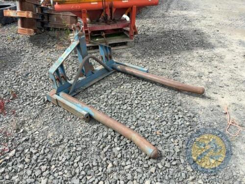 Fleming round bale lifter