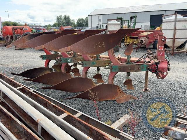 4 Furrow Kverneland Reversible plough