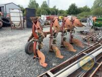 4 Furrow Kverneland Reversible plough - 2