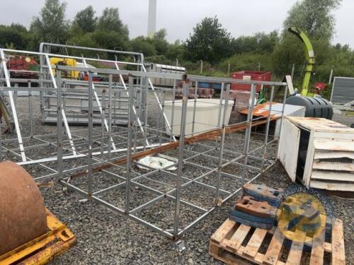 Cages on wheels with lids x2