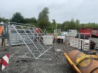 Cages on wheels with lids x2 - 3