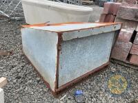4ft lamb creep feeder - 2