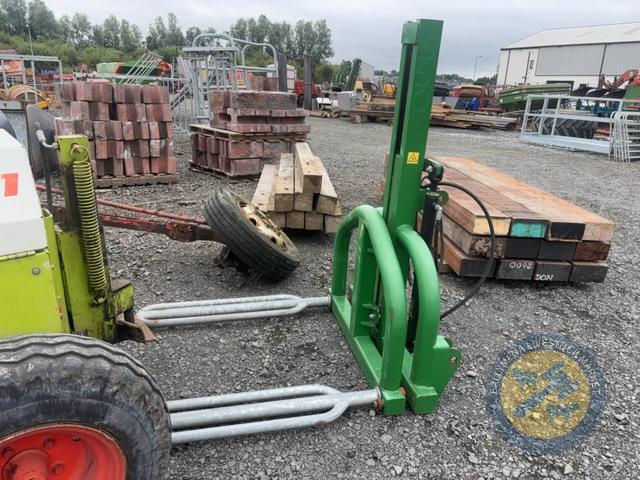 Cashel Telescopic bale lifter