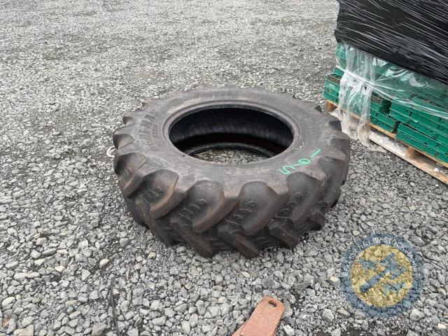 13.6 R24 Tyre Bkt