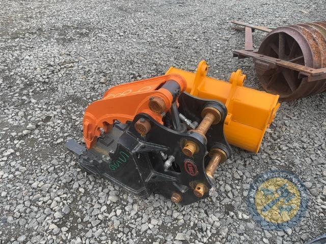 Grab bucket for 3-6 ton digger 40mm pins