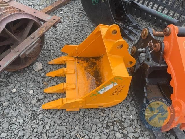 Grab bucket for 3-6 ton digger 40mm pins
