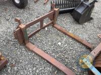 Pallet forks with extension toes - 3