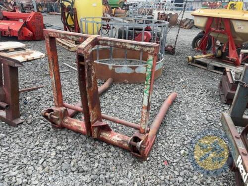 Red bale lifter