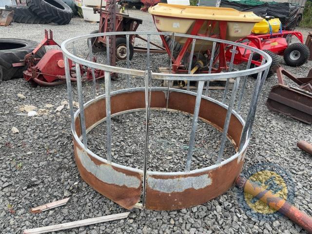Ring feeder
