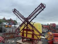 900 litre Hardi Sprayer